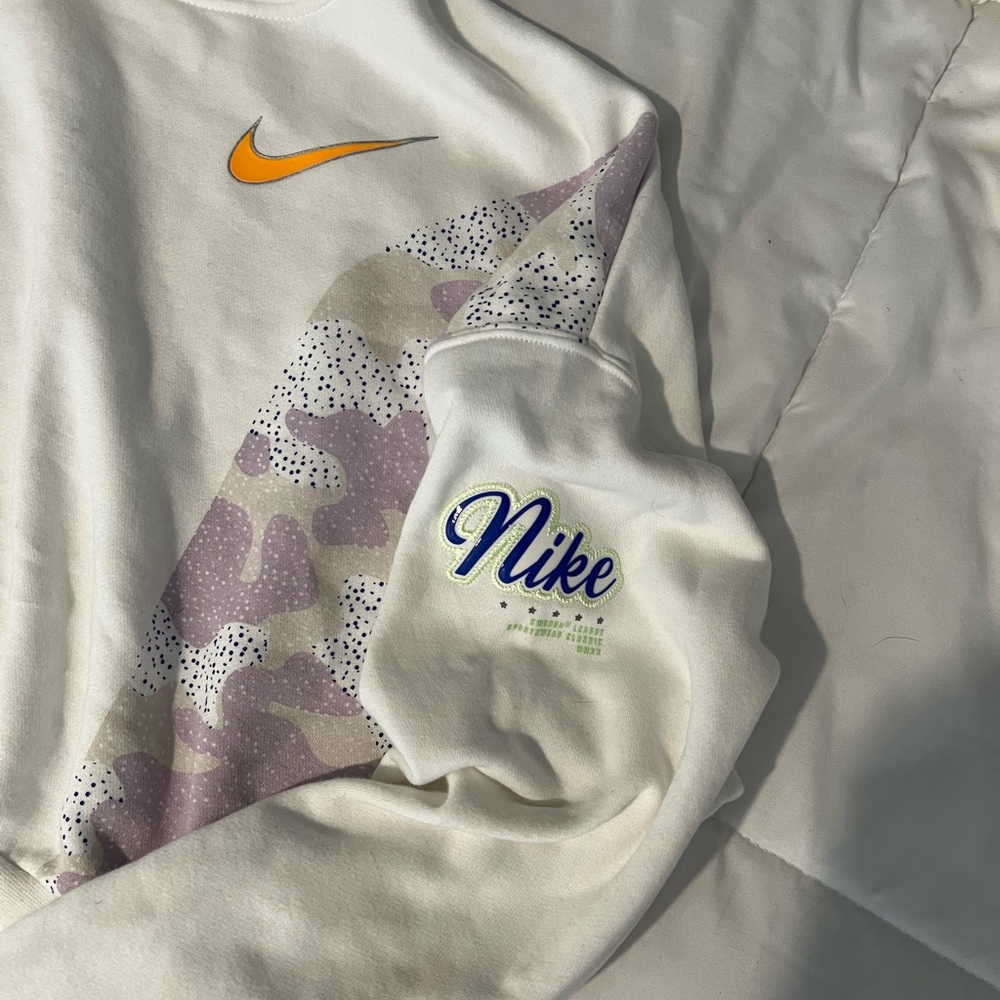 nike mock neck crap sweater